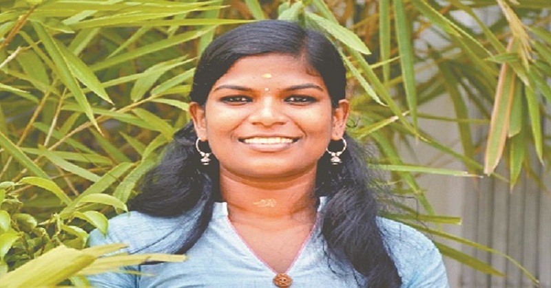 आईएस अधिकारी